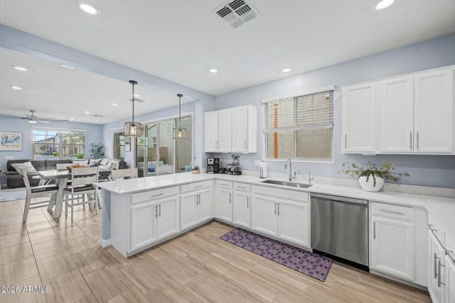 1949 S BEDFORD Place, Chandler, AZ 85286