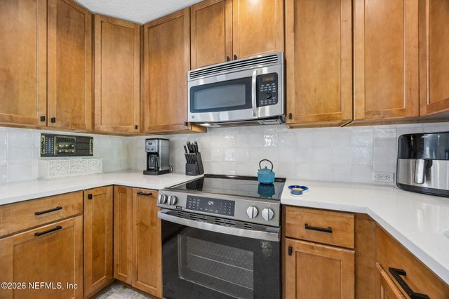 599 ALHAMBRA Lane N, Ponte Vedra Beach, FL 32082