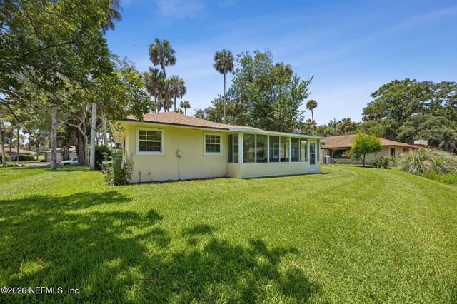 599 ALHAMBRA Lane N, Ponte Vedra Beach, FL 32082