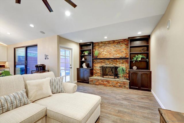 2002 Mendocino Blvd, San Diego, CA 92107