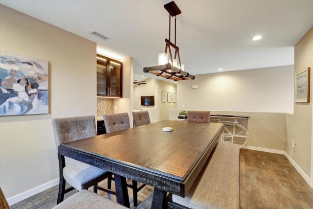 2002 Mendocino Blvd, San Diego, CA 92107