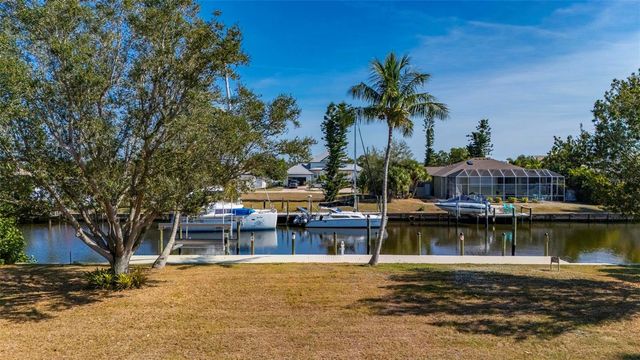 165 SMALL STREET SE, Port Charlotte, FL 33952