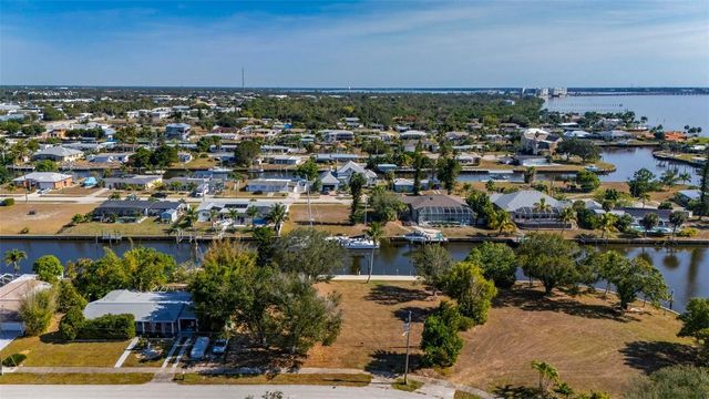 165 SMALL STREET SE, Port Charlotte, FL 33952