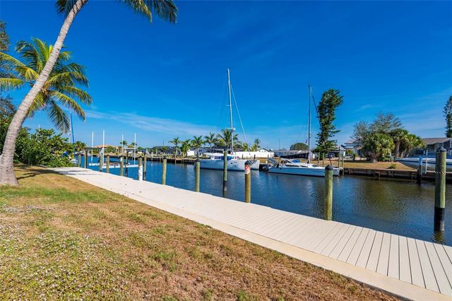 165 SMALL STREET SE, Port Charlotte, FL 33952