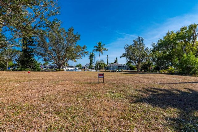 165 SMALL STREET SE, Port Charlotte, FL 33952