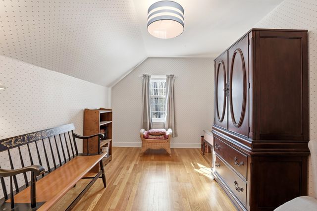 2 Steppingstone Road, Bedford, NH 03110