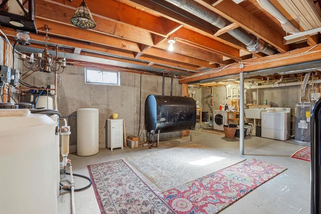 2 Steppingstone Road, Bedford, NH 03110