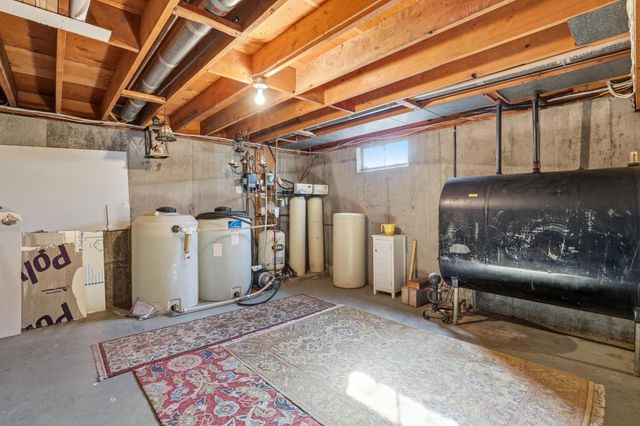 2 Steppingstone Road, Bedford, NH 03110