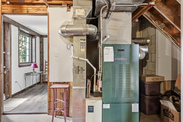 2 Steppingstone Road, Bedford, NH 03110