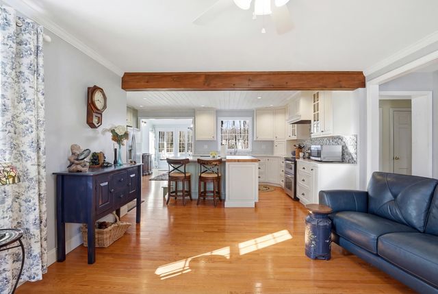 2 Steppingstone Road, Bedford, NH 03110