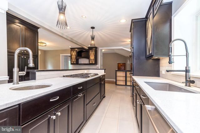 80 MENDENHALL DR, Glen Mills, PA 19342