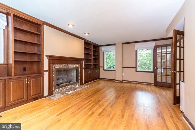 80 MENDENHALL DR, Glen Mills, PA 19342