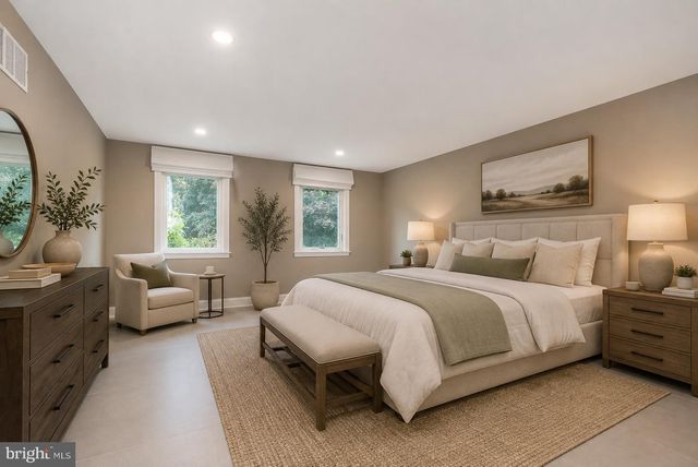 80 MENDENHALL DR, Glen Mills, PA 19342
