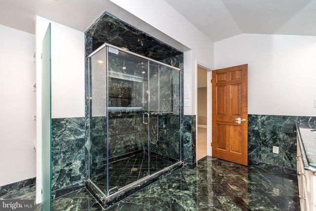 80 MENDENHALL DR, Glen Mills, PA 19342