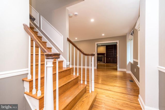 80 MENDENHALL DR, Glen Mills, PA 19342