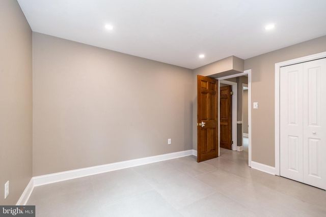 80 MENDENHALL DR, Glen Mills, PA 19342