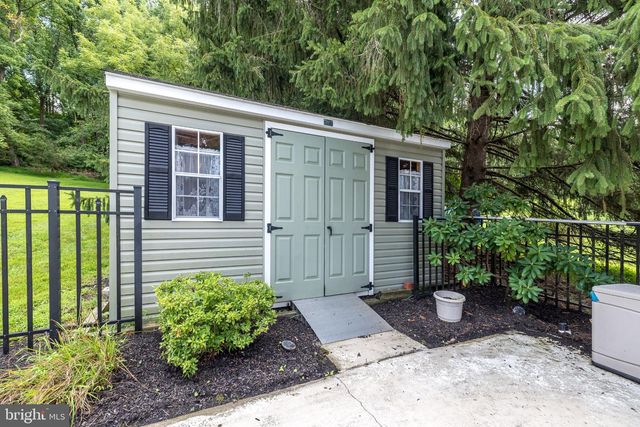 80 MENDENHALL DR, Glen Mills, PA 19342