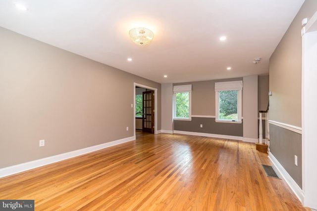 80 MENDENHALL DR, Glen Mills, PA 19342