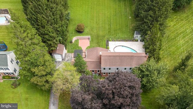 80 MENDENHALL DR, Glen Mills, PA 19342