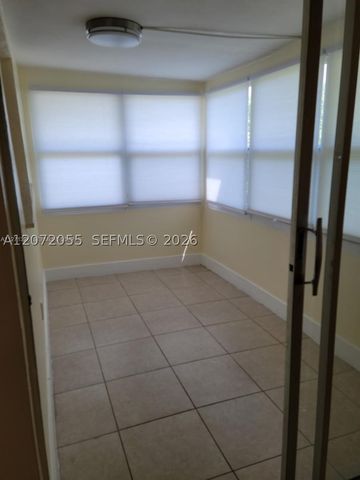 4730 NW 10th Ct 302, Plantation, FL 33313