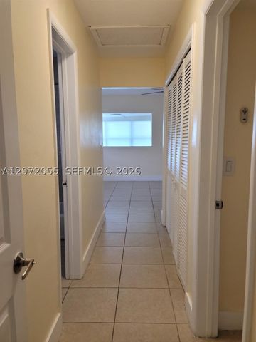 4730 NW 10th Ct 302, Plantation, FL 33313