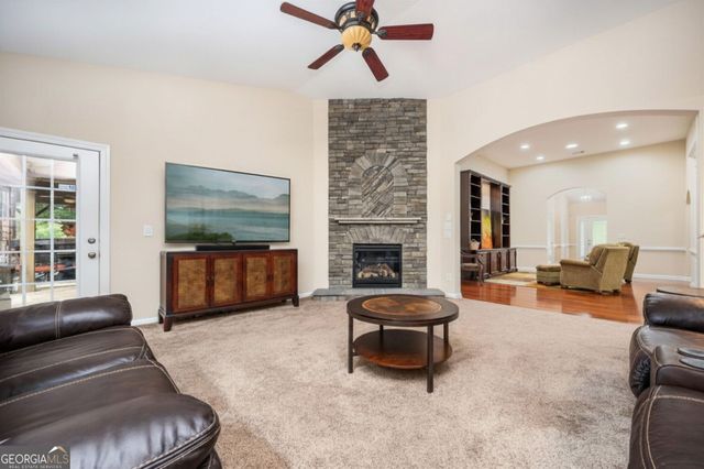 538 Olympic Way, Acworth, GA 30102