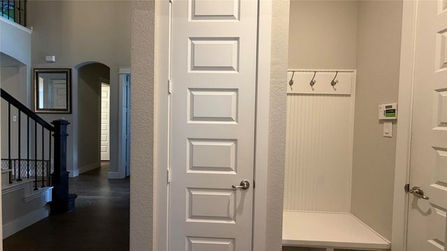 912 Fallbrook Avenue, Denton, TX 76210