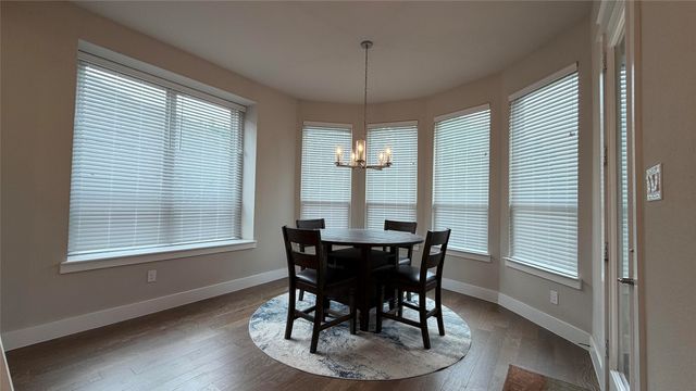 912 Fallbrook Avenue, Denton, TX 76210