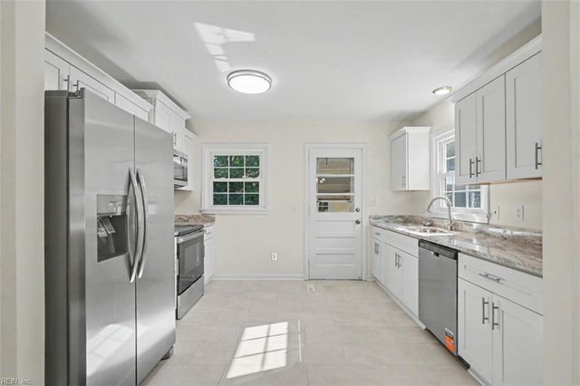 798 Old Oyster Point RD, Newport News, VA 23602