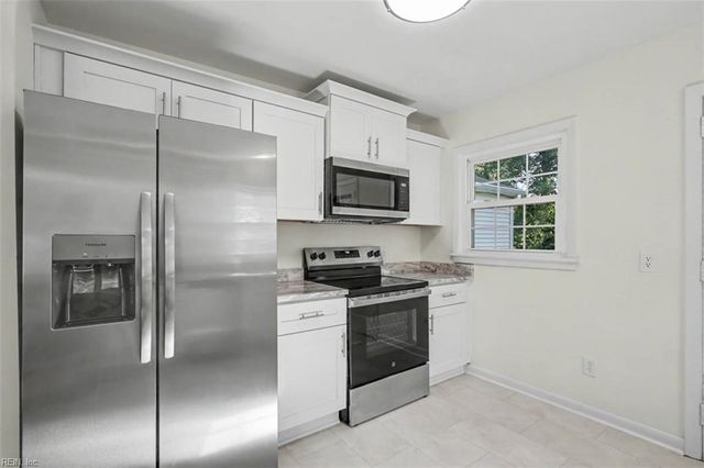 798 Old Oyster Point RD, Newport News, VA 23602