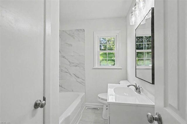 798 Old Oyster Point RD, Newport News, VA 23602