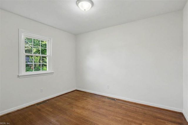 798 Old Oyster Point RD, Newport News, VA 23602