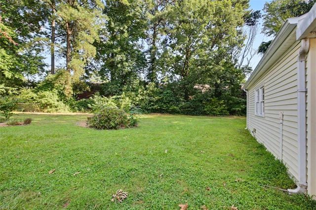 798 Old Oyster Point RD, Newport News, VA 23602