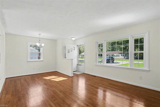 798 Old Oyster Point RD, Newport News, VA 23602