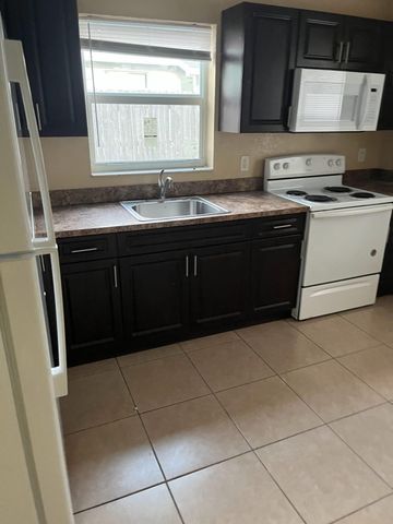 1200 AC EVANS Street 1, Riviera Beach, FL 33404