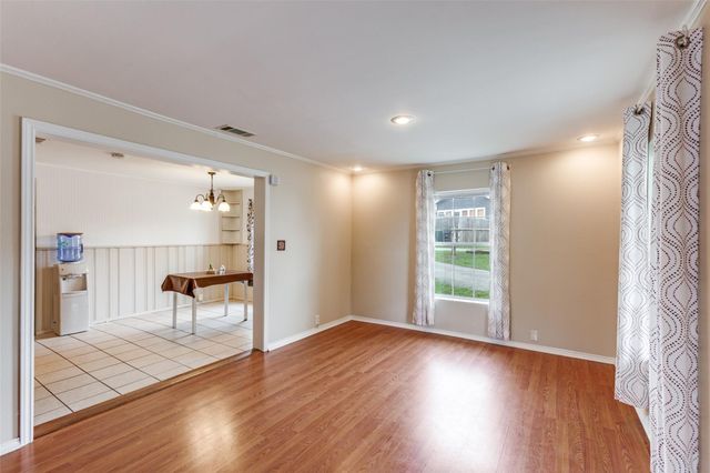 201 Church Hill LN, Liberty Hill, TX 78642
