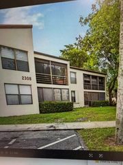 2308 S Cypress Bend Drive #123, Pompano Beach, FL 33069