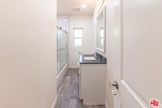 801 N Alexandria Avenue, Los Angeles, CA 90029
