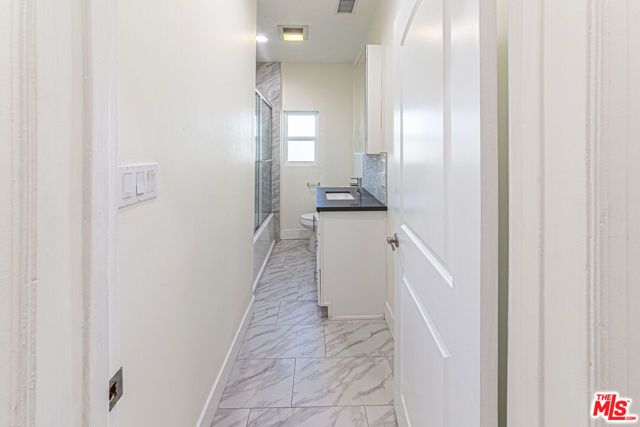 801 N Alexandria Avenue, Los Angeles, CA 90029
