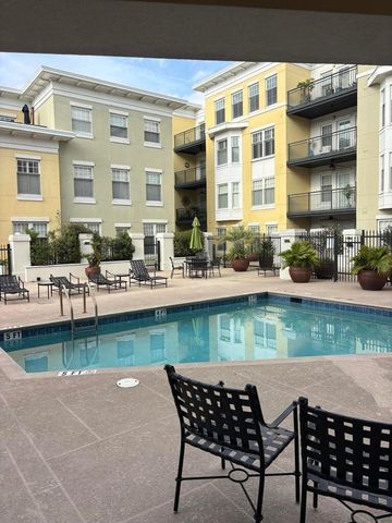 498 Albemarle Road 409, Charleston, SC 29407