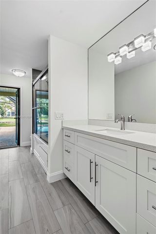 1768 NW 97th Ter, Coral Springs, FL 33071