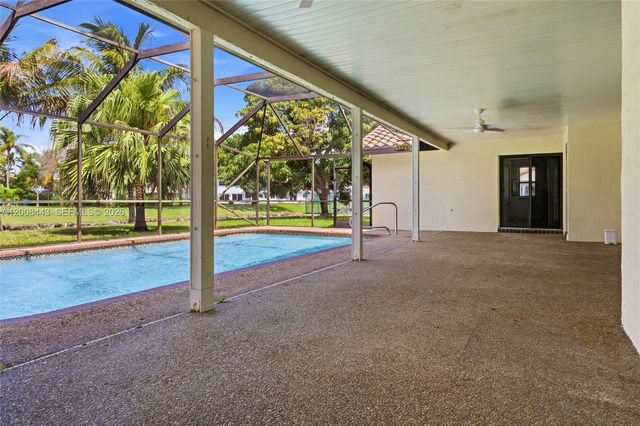 1768 NW 97th Ter, Coral Springs, FL 33071