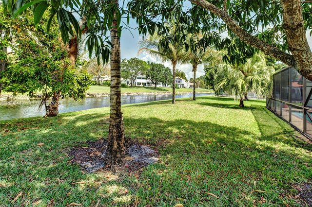 1768 NW 97th Ter, Coral Springs, FL 33071
