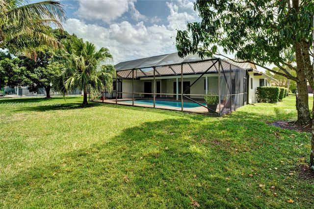 1768 NW 97th Ter, Coral Springs, FL 33071