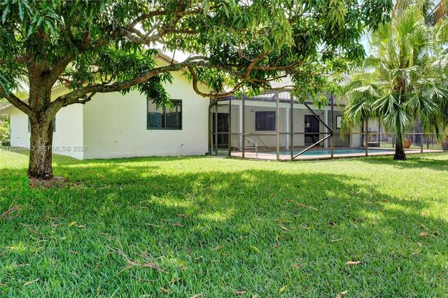 1768 NW 97th Ter, Coral Springs, FL 33071