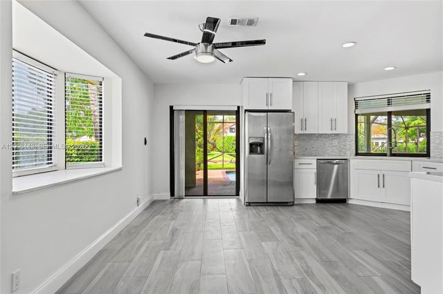 1768 NW 97th Ter, Coral Springs, FL 33071