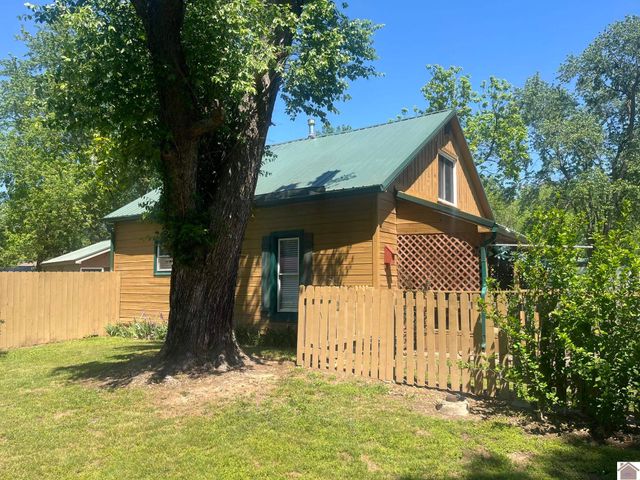 278 Lone Valley Rd., Gilbertsville, KY 42044