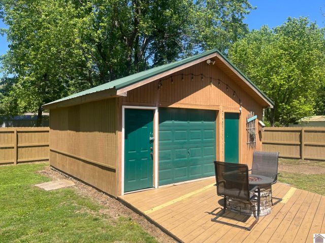278 Lone Valley Rd., Gilbertsville, KY 42044