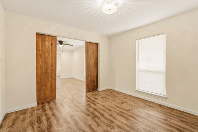 718 Oder Lane, Houston, TX 77090