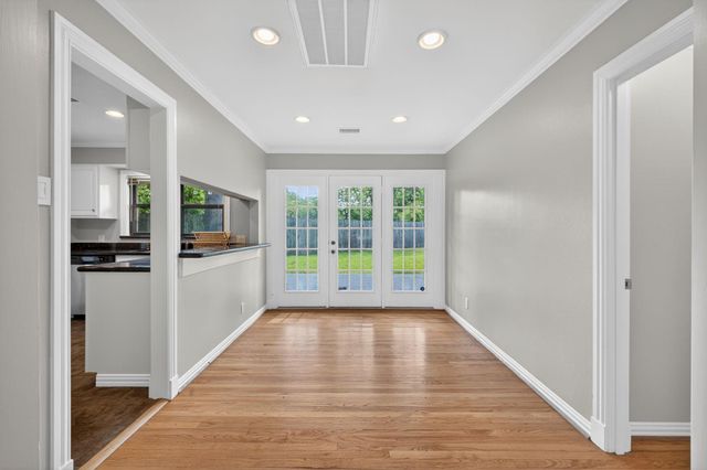 4218 Glebe Road, Houston, TX 77018